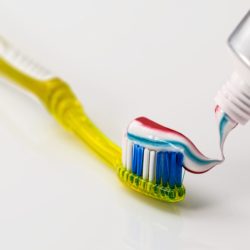 toothbrush-toothpaste-dental-care-clean-40798 toothbrush-toothpaste-dental-care-clean-40798
